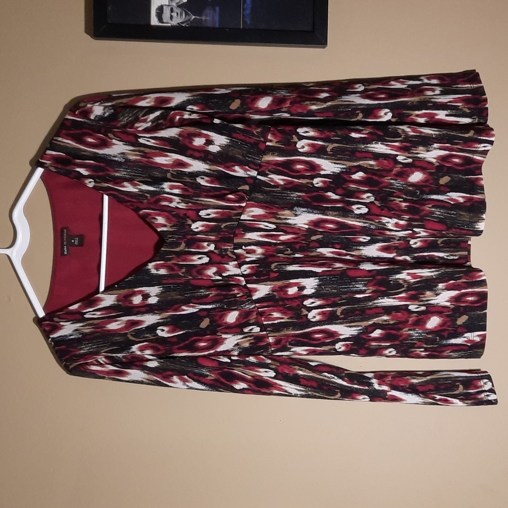 Dana Buchman V-Neck Top with underlining